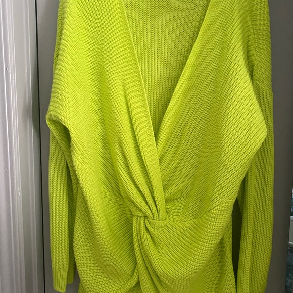Neon Green cute sweater - Picture 2 of 4